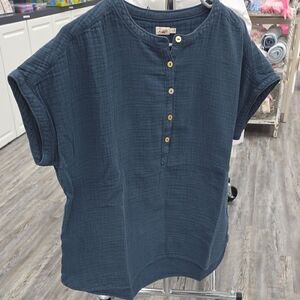 Faherty Textured Blue Shirt with Buttons
